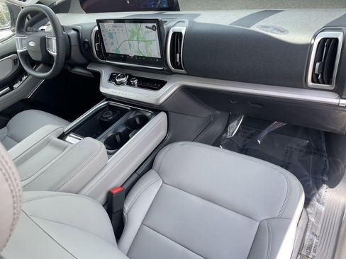New 2026 Ford Expedition Max Active RWD image 12