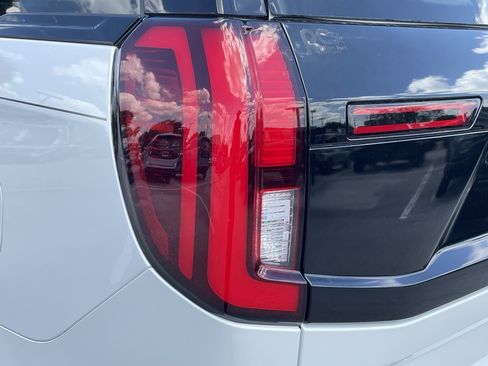 New 2026 Ford Expedition Max Platinum w/ Stealth Performance Package AWD/4WD image 8