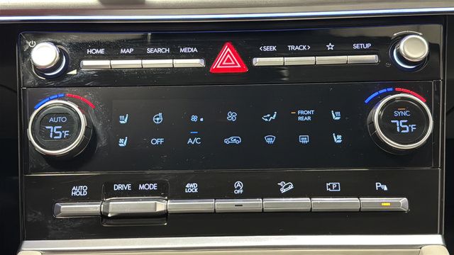 Used 2024 Hyundai Santa Fe Calligraphy AWD/4WD image 18