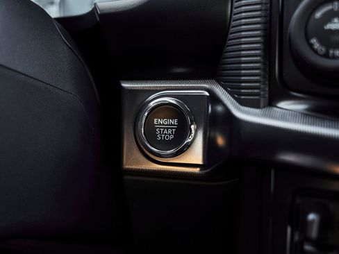 Used 2025 Ford F150 Raptor AWD/4WD image 69