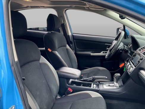 Used 2016 Subaru Crosstrek 2.0i Premium w/ Moonroof Package AWD/4WD image 7