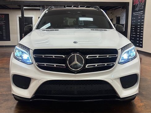 Used 2017 Mercedes-Benz GLS 550 4MATIC image 5