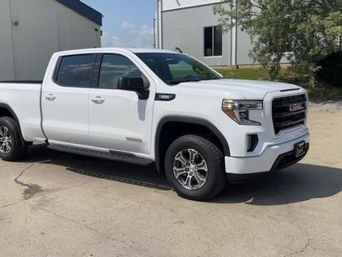 Used 2022 GMC Sierra 1500 Elevation w/ X31 Off-Road Package AWD/4WD image 2