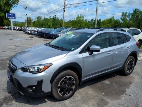 Used 2021 Subaru Crosstrek 2.0i Premium image 9