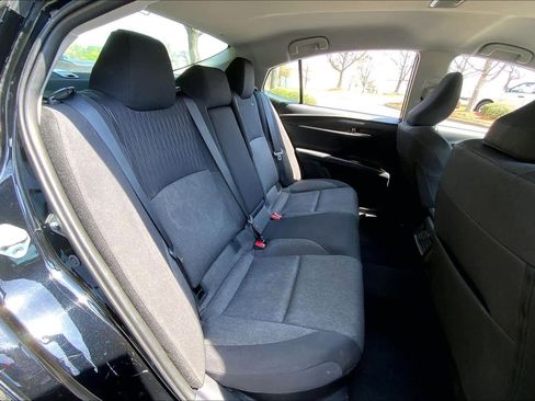 Used 2025 Toyota Camry LE image 19