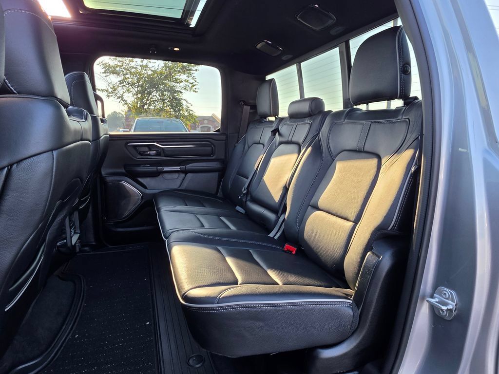 Used 2024 RAM 1500 Limited AWD/4WD image 34