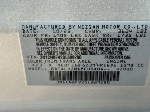 New 2025 Nissan Versa SR w/ Trunk Package image 22