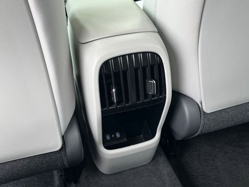 Used 2025 Hyundai Kona SEL image 23