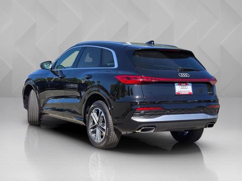 New 2026 Audi Q5 Premium Plus AWD/4WD image 4