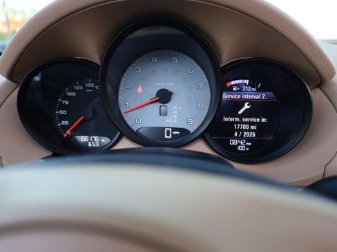 Used 2014 Porsche Boxster S image 31