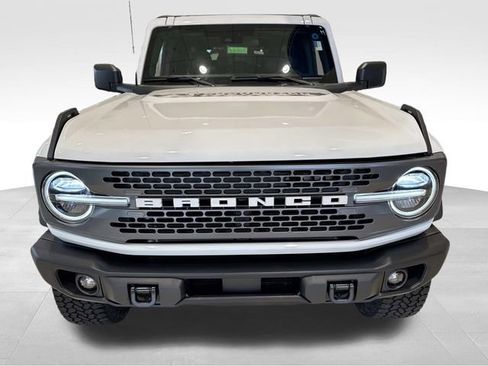 New 2025 Ford Bronco Badlands w/ Sasquatch Package image 2