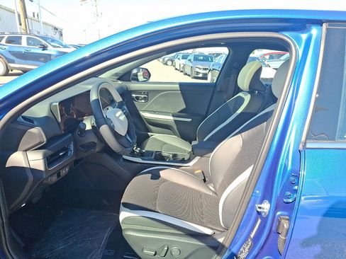 New 2025 Kia K4 GT-Line w/ GT-Line Premium Package image 9