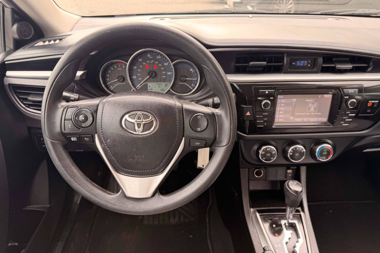 Used 2016 Toyota Corolla L FWD image 12