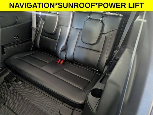 Used 2020 Ford Explorer ST w/ Premium Technology Package AWD/4WD image 28
