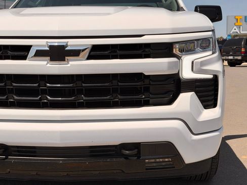 Used 2026 Chevrolet Silverado 1500 RST AWD/4WD image 10