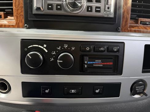 Used 2006 Dodge Ram 2500 Truck Laramie image 16