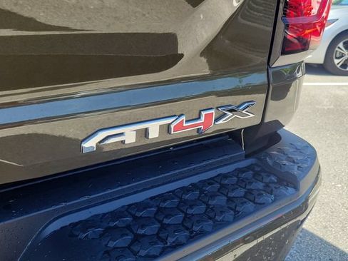 Used 2024 GMC Canyon AT4X AWD/4WD image 8