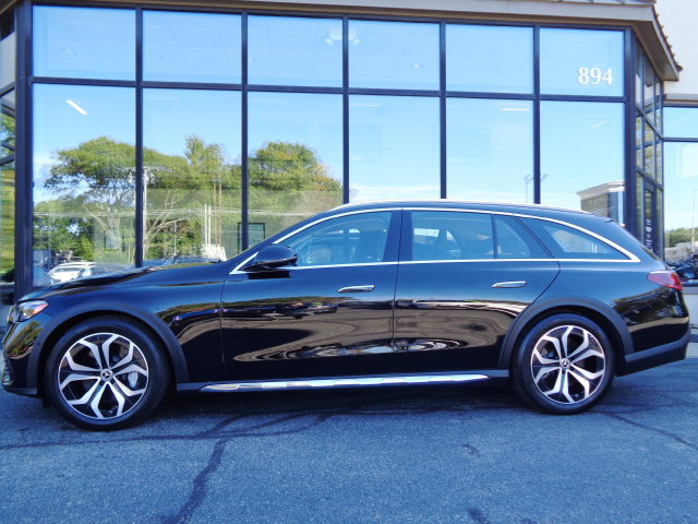 Used 2025 Mercedes-Benz E 450 4MATIC All-Terrain Wagon w/ Leather Package image 8