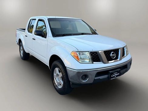 Used 2008 Nissan Frontier SE w/ SE Value Truck Pkg RWD image 3