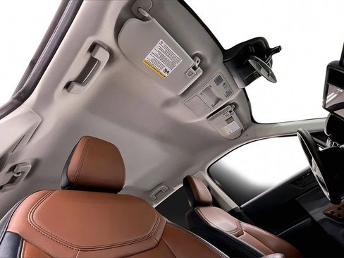 Used 2024 Ford Maverick Lariat w/ FX4 Off-Road Package image 23