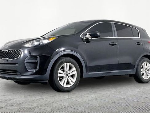 Used 2018 Kia Sportage LX FWD image 1