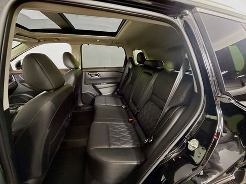 Used 2023 Nissan Rogue Platinum w/ Platinum Premium Package image 26