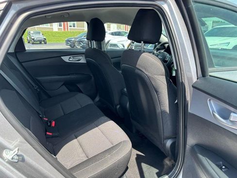 Used 2024 Kia Forte LXS FWD image 11