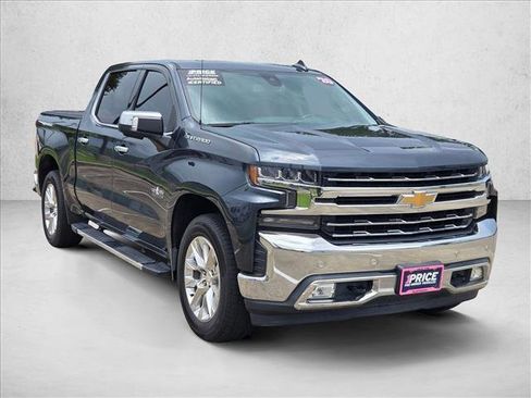 Used 2020 Chevrolet Silverado 1500 LTZ w/ LTZ Texas Edition RWD image 3