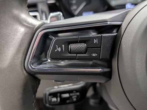 Used 2023 Porsche Macan S image 35