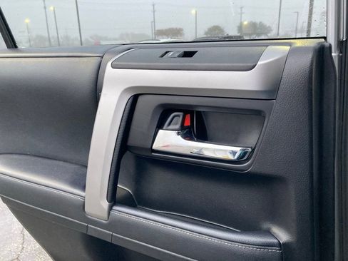 Used 2023 Toyota 4Runner TRD Sport image 12