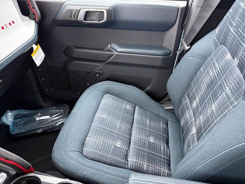 New 2025 Ford Bronco Heritage Edition image 15