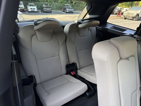 Certified 2026 Volvo XC90 B6 Plus AWD/4WD image 33