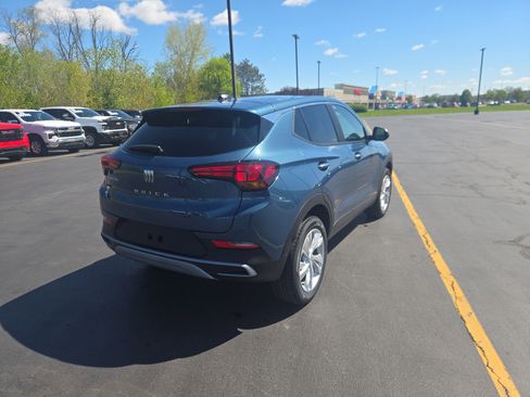 New 2026 Buick Encore GX Preferred w/ Comfort Package AWD/4WD image 9