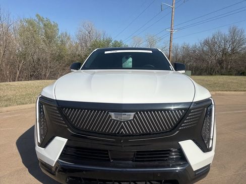 Used 2025 Cadillac Escalade IQ Sport 1 image 7
