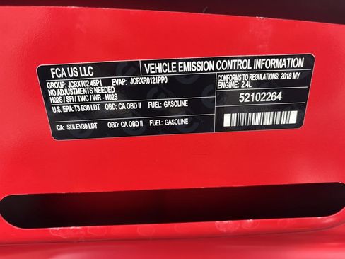 Used 2018 Jeep Renegade Latitude w/ Cold Weather Group image 31