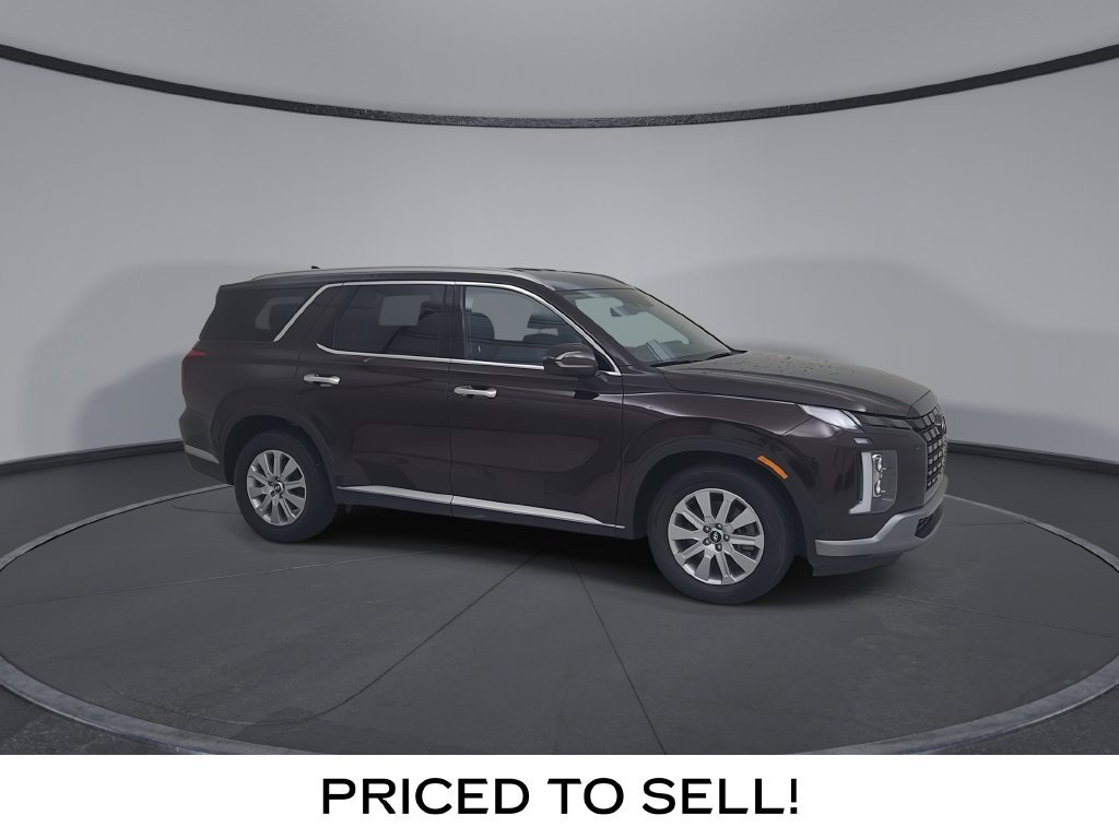 Used 2025 Hyundai Palisade SEL FWD image 2