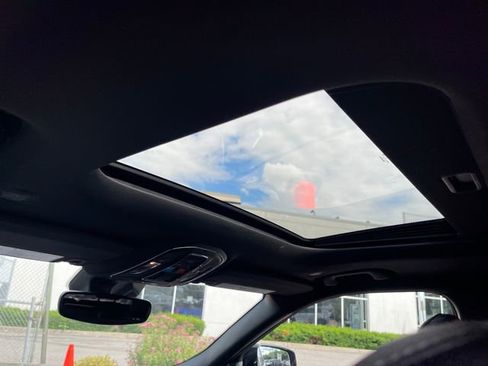 New 2025 Jeep Grand Cherokee L Altitude image 17