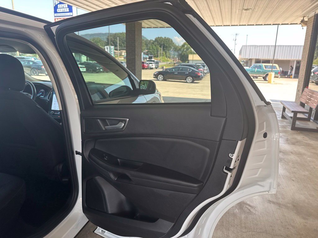 Used 2024 Ford Edge SE AWD/4WD image 21