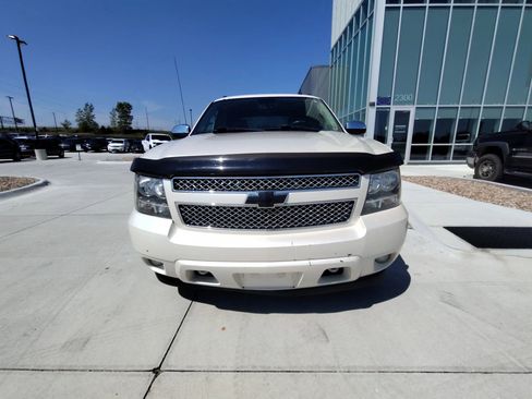 Used 2008 Chevrolet Avalanche LTZ w/ LTZ Preferred Equipment Group image 3