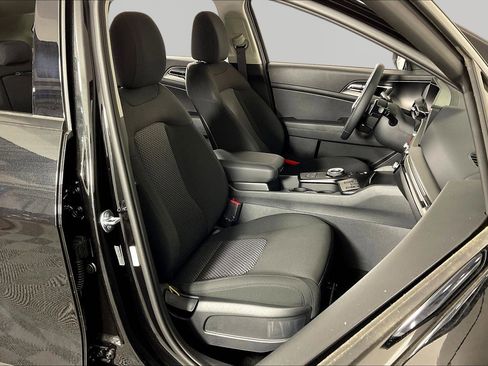 New 2026 Kia Sportage S AWD/4WD image 18