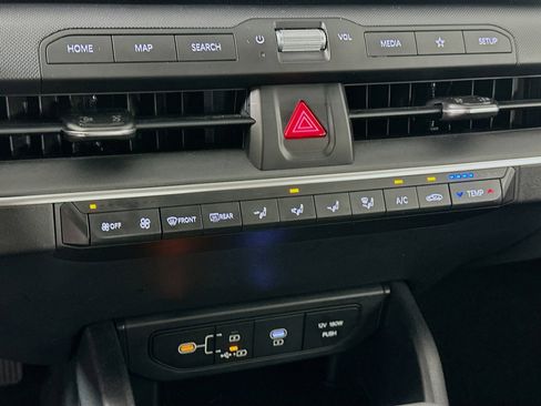 Used 2025 Kia K4 FWD image 23