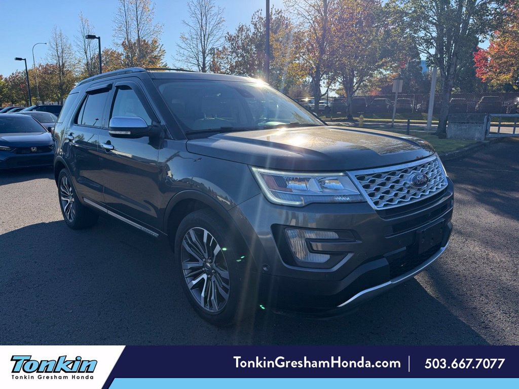 Used 2017 Ford Explorer Platinum AWD/4WD image 1