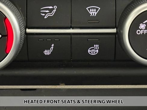 Used 2018 Alfa Romeo Giulia AWD image 7