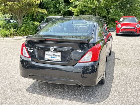 Used 2017 Nissan Versa FWD image 5