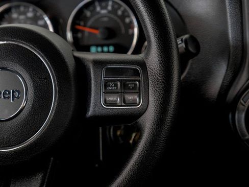 Used 2017 Jeep Wrangler Unlimited Sport AWD/4WD image 16