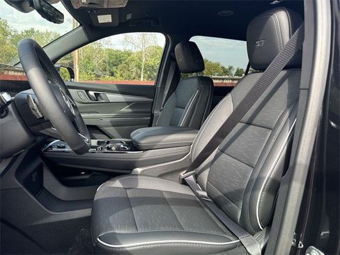 New 2026 Buick Enclave Sport Touring w/ Power Package image 11