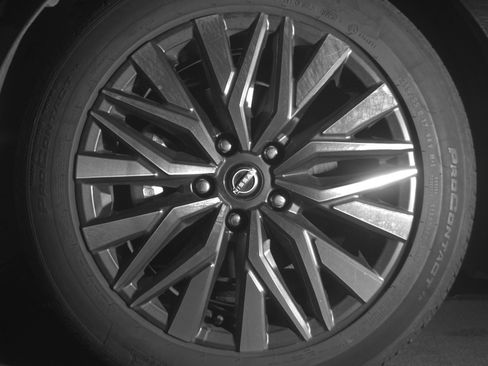 Used 2025 Nissan Altima 2.5 SV image 12