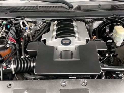 Used 2016 Cadillac Escalade ESV Premium AWD/4WD image 28