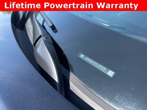 Used 2024 Chevrolet Equinox LT image 11