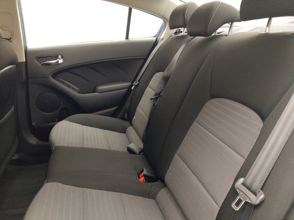 Used 2018 Kia Forte S FWD image 18